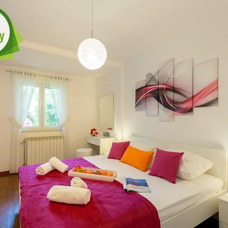 Leona & Borna'S Central Lapad Suites Дубровник Экстерьер фото